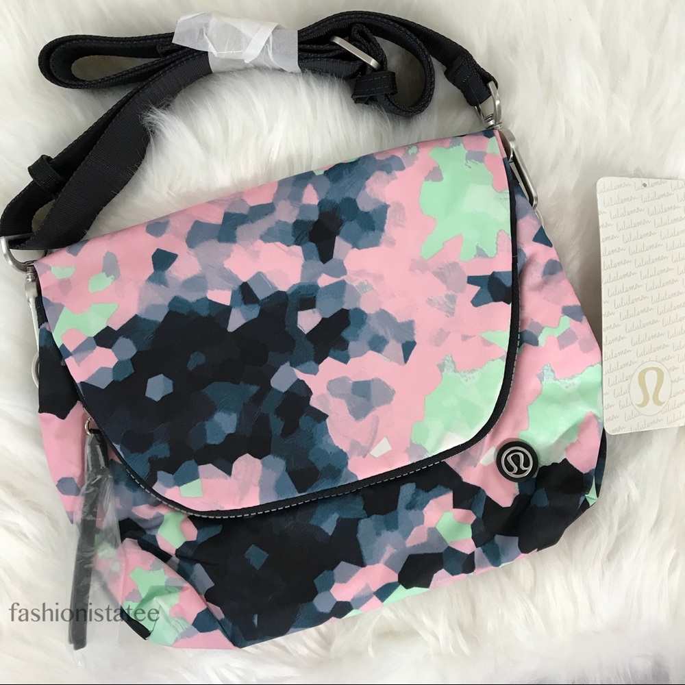 Lululemon rare party Om bag clouded dreams blue - Picture 2 of 8